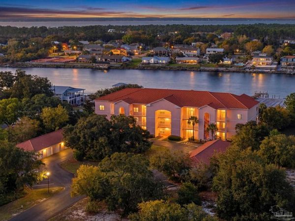 13840 River Rd, Unit 204, Pensacola, FL 32507