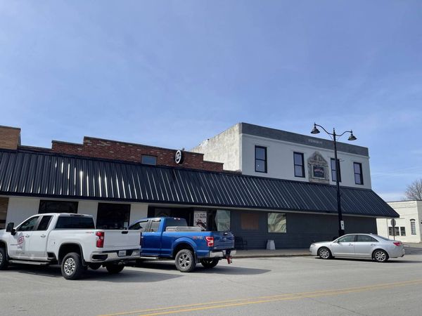 101 S Third Street , Fisher, IL 61843