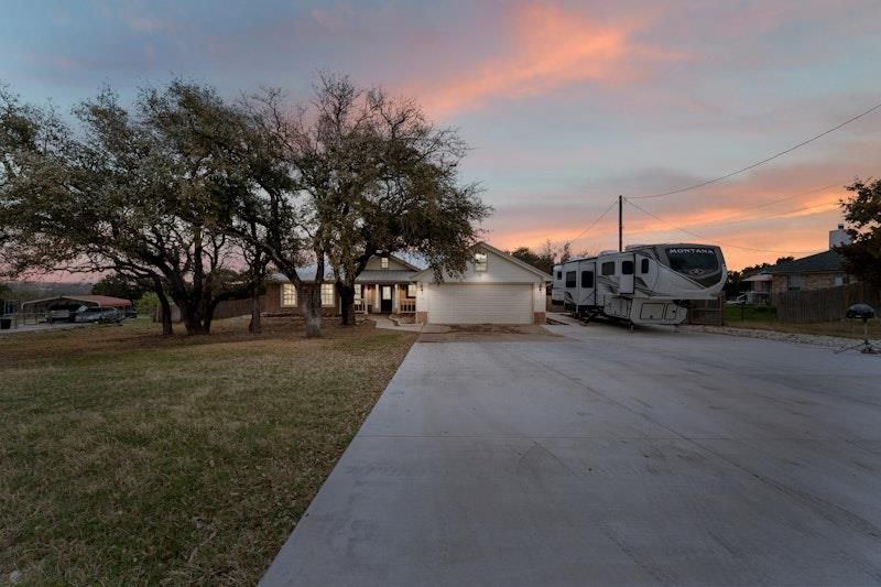 456 County Road 4711 , Kempner, TX 76539 Main Photo