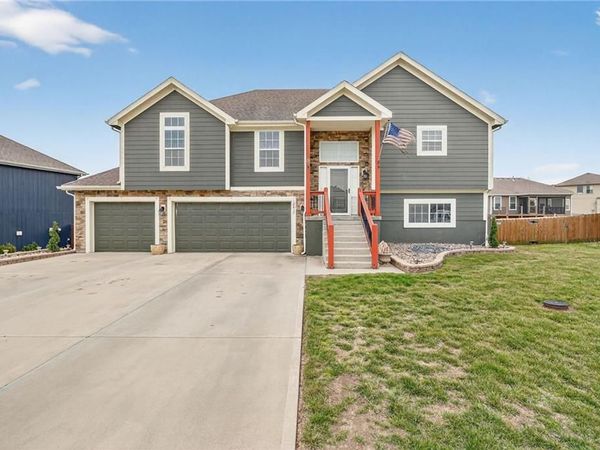 12817 Lathrop Avenue, Kansas City, KS 66109