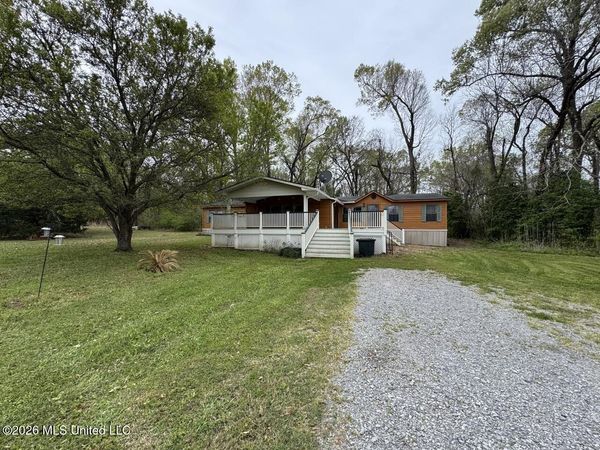 146 Cloverdale Road, Natchez, MS 39120