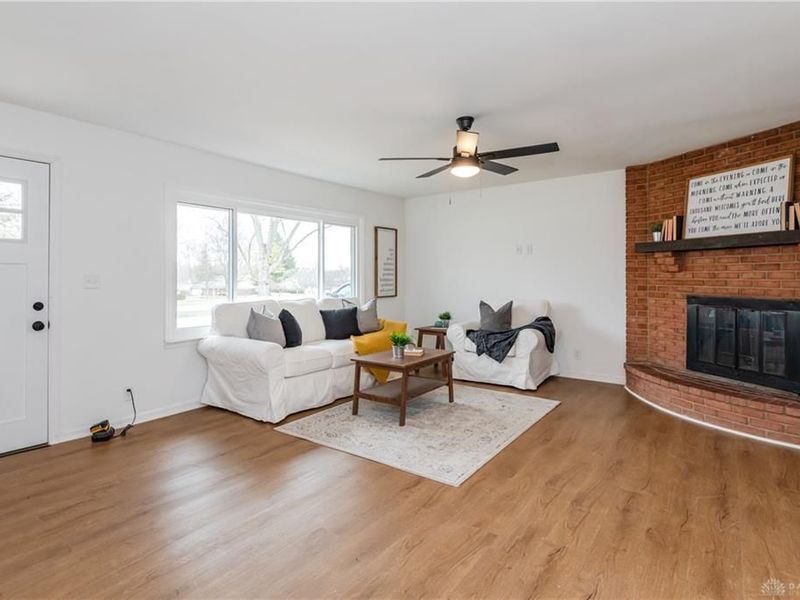 225 S Main Street, Centerville, OH 45458 Photo 5