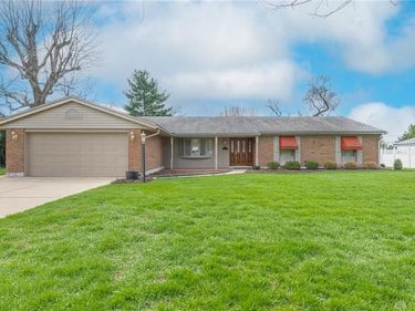 538 W Alex Bell Road, Washington TWP, OH 45459