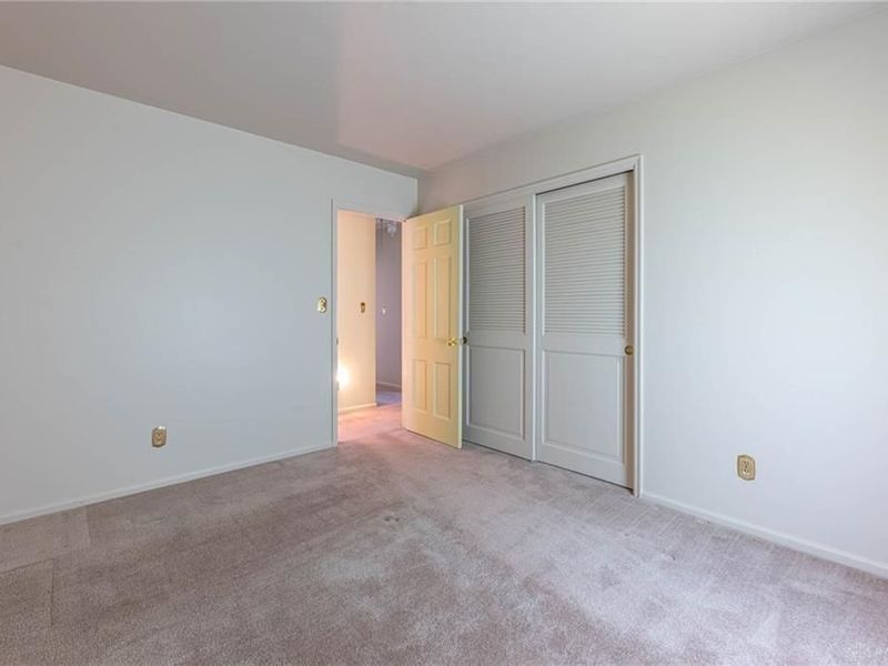 538 W Alex Bell Road, Washington Township, OH 45459 Photo 16