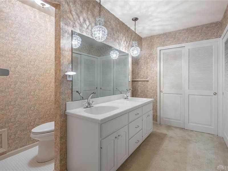 538 W Alex Bell Road, Washington Township, OH 45459 Photo 23