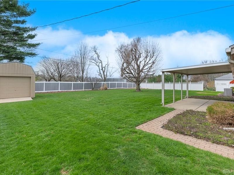 538 W Alex Bell Road, Washington Township, OH 45459 Photo 27