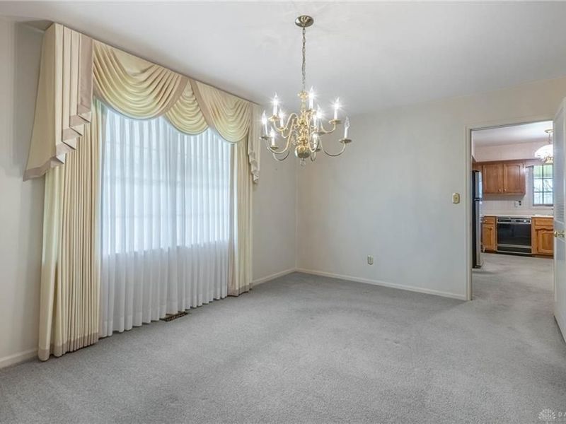 538 W Alex Bell Road, Washington Township, OH 45459 Photo 9