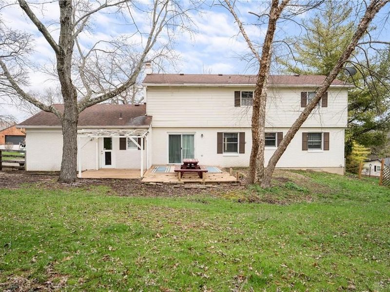 128 E Concord Drive, Lebanon, OH 45036 Photo 4