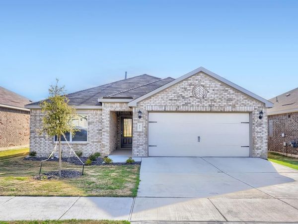 417 Gib Woodall Drive, Venus, TX 76084