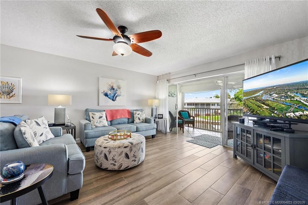 1862 SW Palm City Road, Unit 203, Stuart, FL 34994 Photo