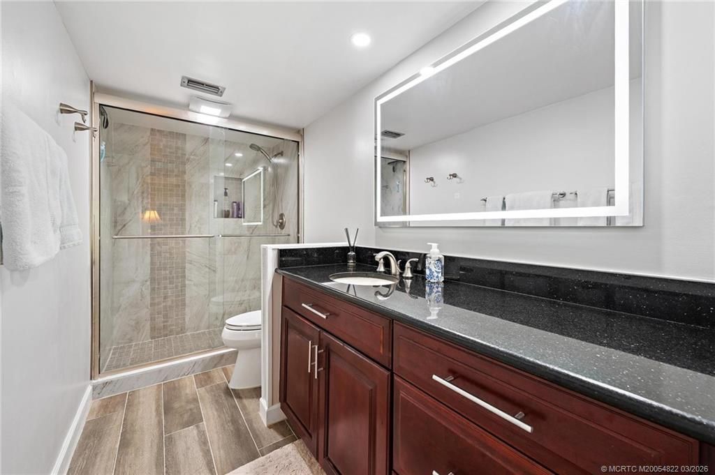 1862 SW Palm City Road, Unit 203, Stuart, FL 34994 Photo