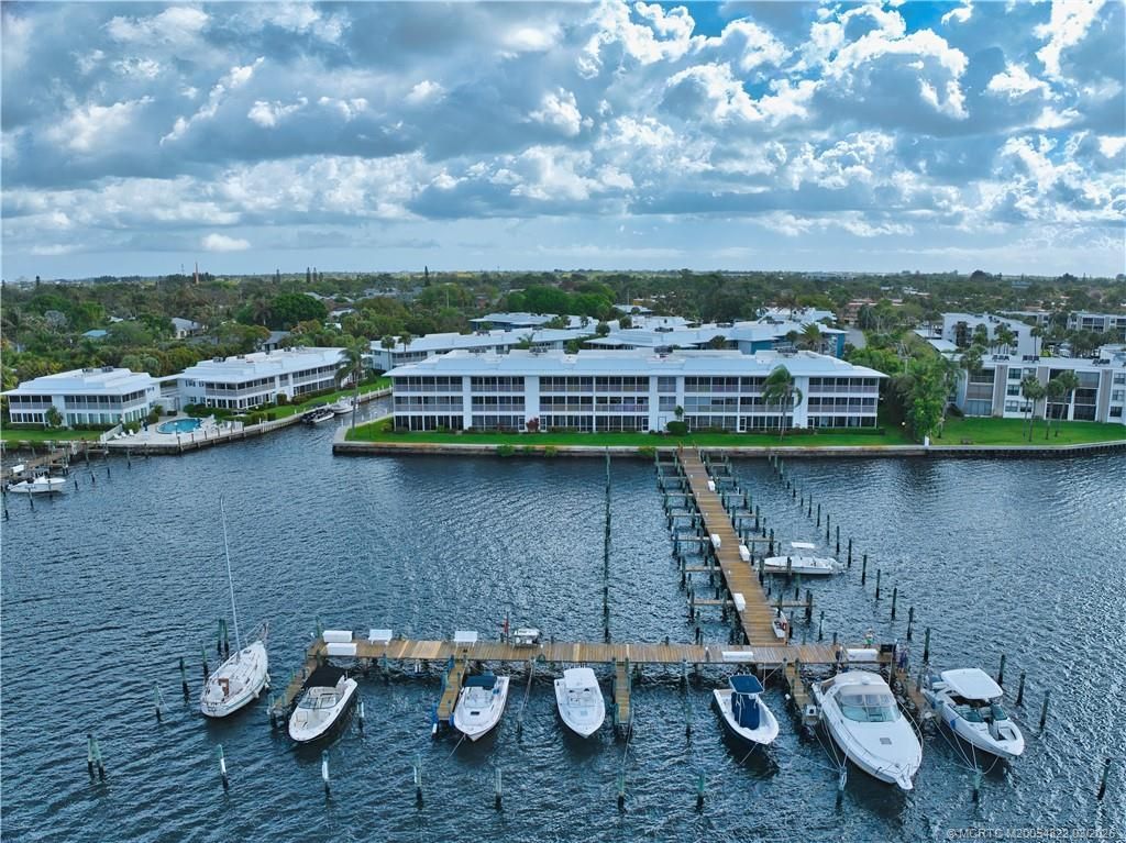 1862 SW Palm City Road, Unit 203, Stuart, FL 34994 Photo