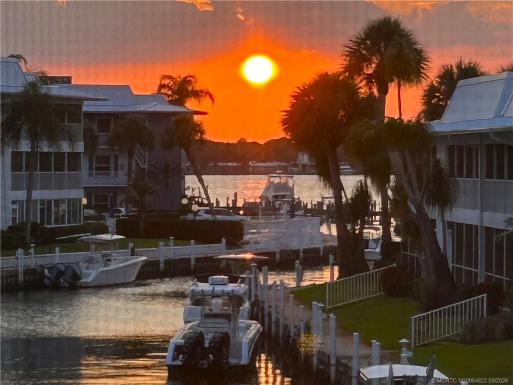 1862 SW Palm City Road, Unit 203, Stuart, FL 34994 Photo