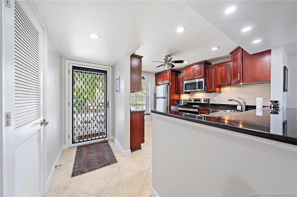 1862 SW Palm City Road, Unit 203, Stuart, FL 34994 Photo