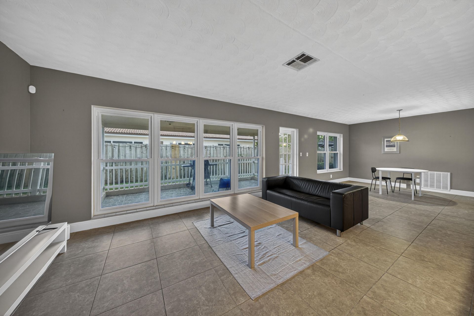 2750 SE 3rd Street, Pompano Beach, FL 33062 Photo