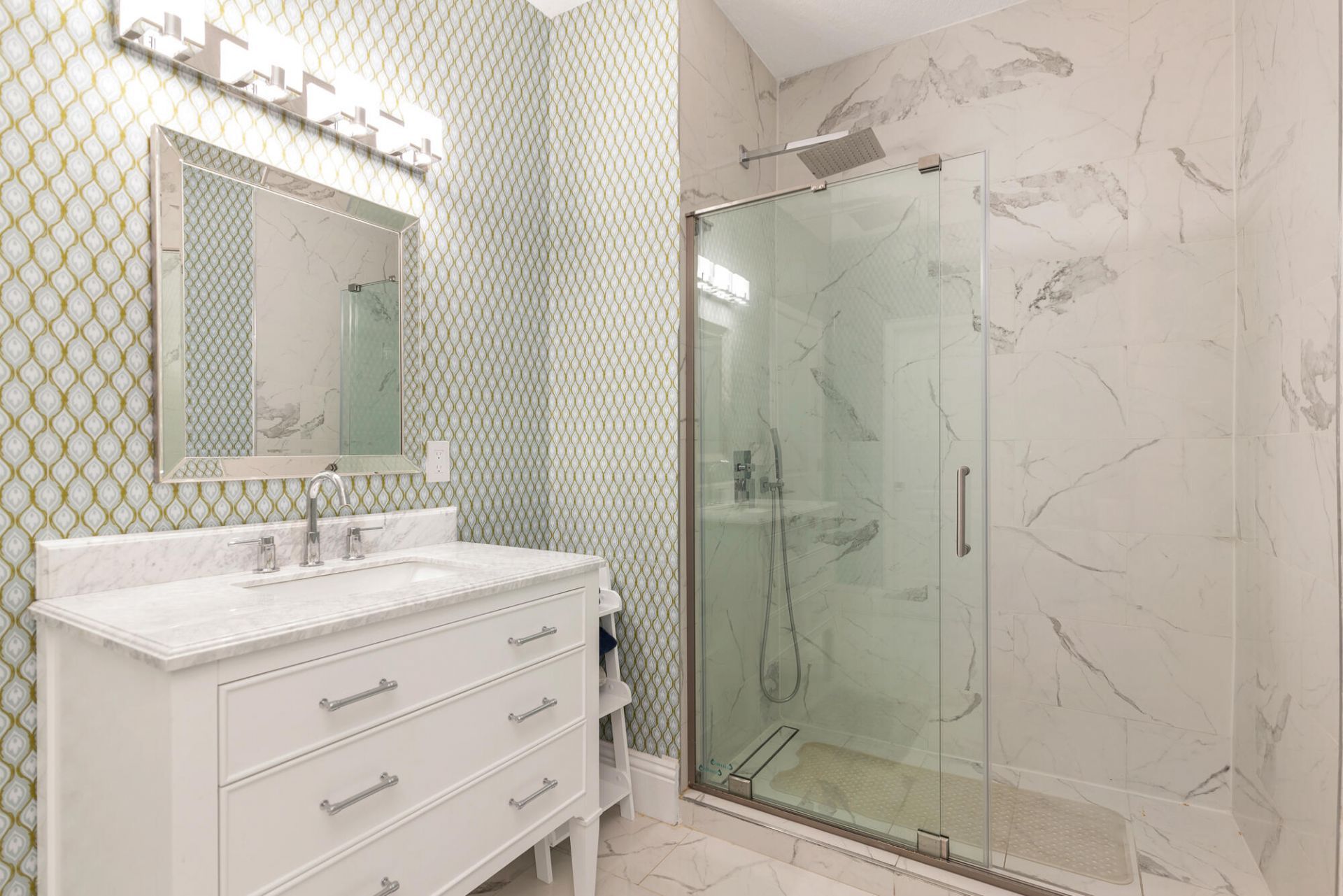 8389 SE Woodcrest Place, Hobe Sound, FL 33455 Photo