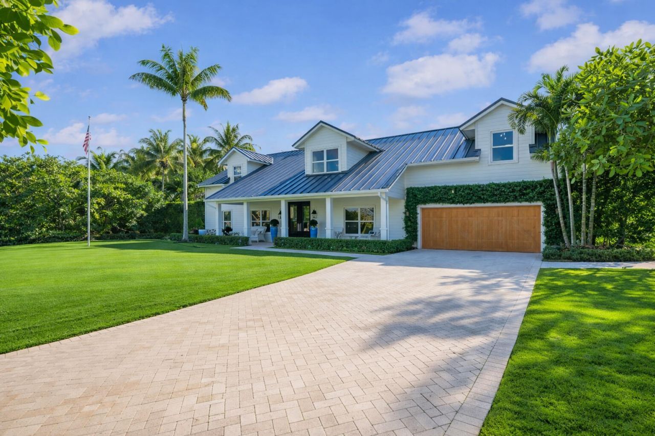 8389 SE Woodcrest Place, Hobe Sound, FL 33455 Photo