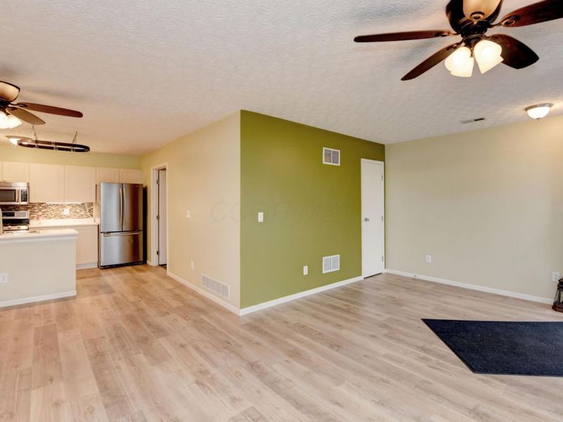 4704 Hobson Drive, Unit 4A, Columbus, OH 43228 Photo 20