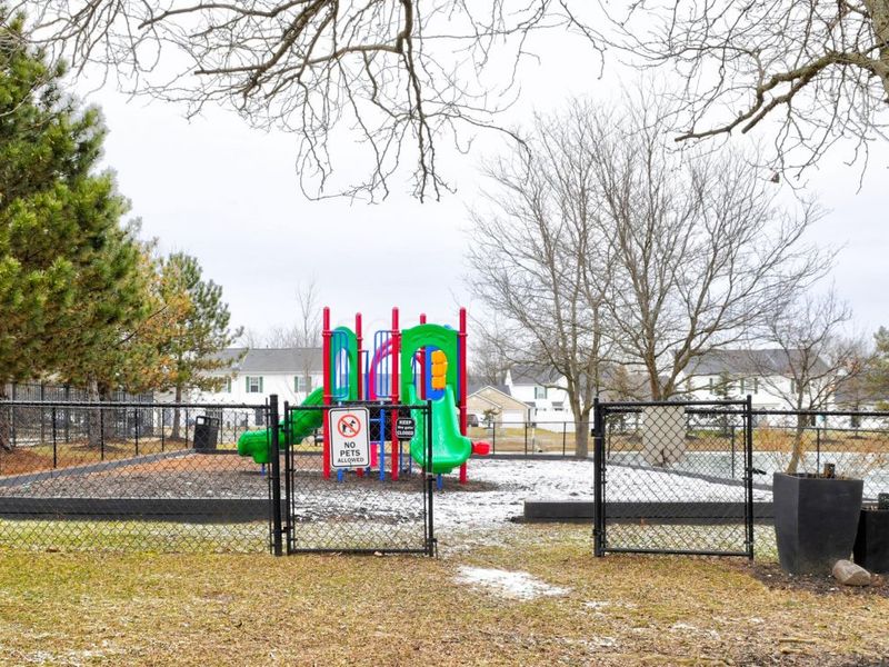 4704 Hobson Drive, Unit 4A, Columbus, OH 43228 Photo 8