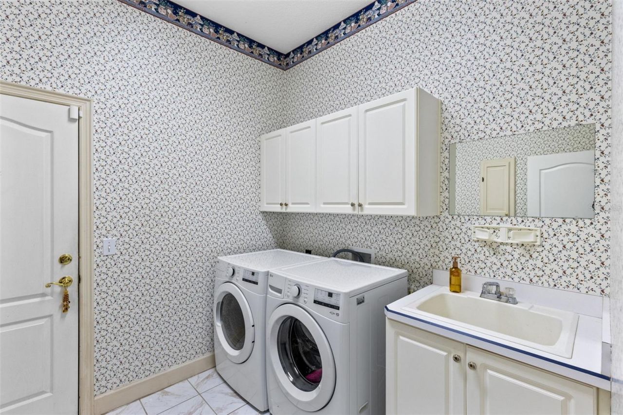 8656 Glyborne Court, Orlando, FL 32825 Photo