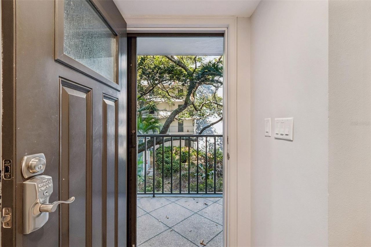 105 4th Avenue Ne, Unit 226, Saint Petersburg, FL 33701 Photo