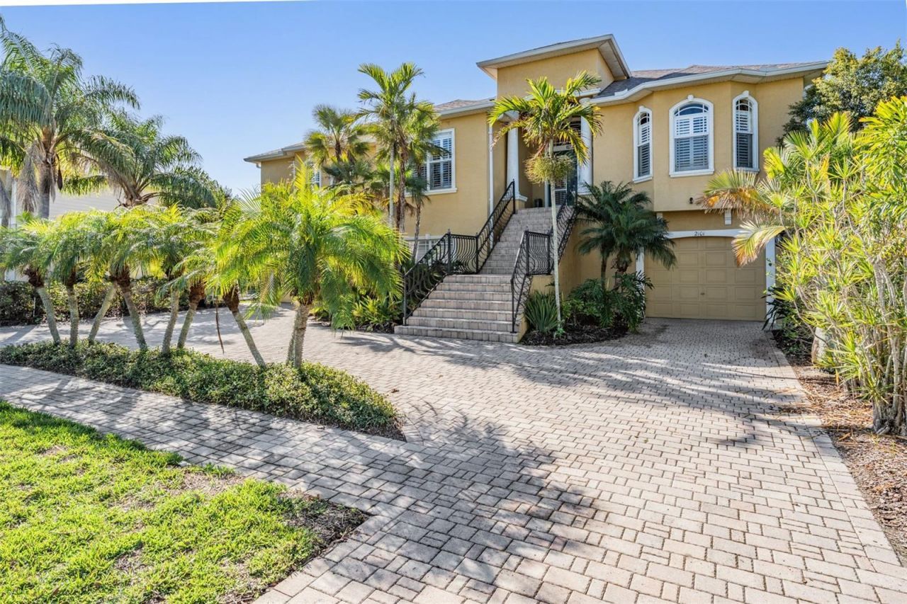 2101 N Pointe Alexis Drive, Tarpon Springs, FL 34689 Photo