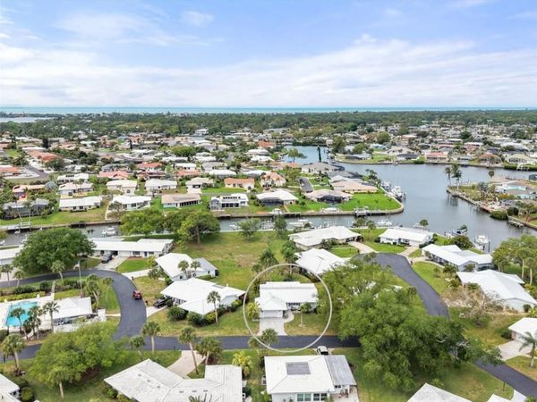 35 OAKWOOD DRIVE N, Unit 35, ENGLEWOOD, FL 34223