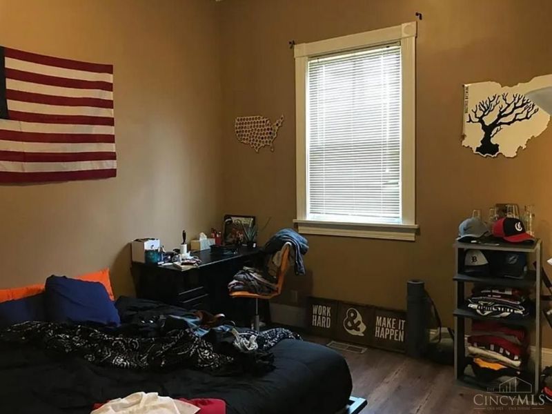 225 E University Avenue, Cincinnati, OH 45219 Photo 14