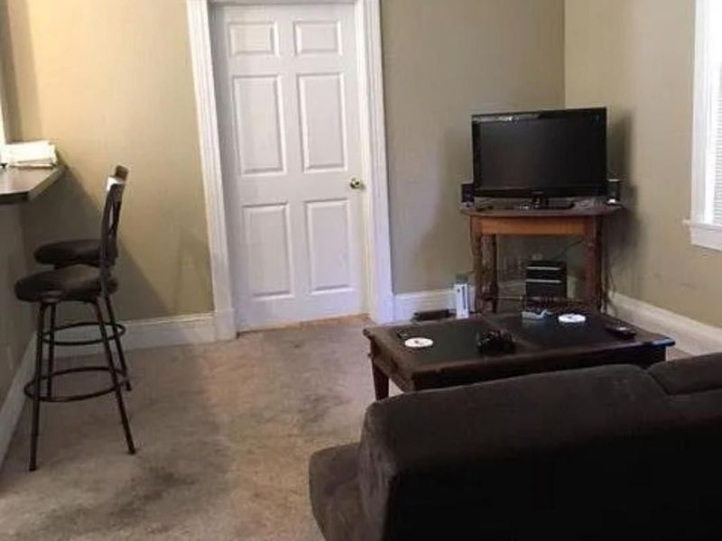 225 E University Avenue, Cincinnati, OH 45219 Photo 9