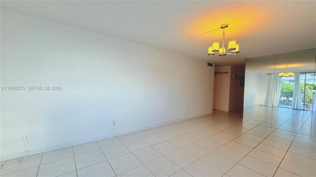 1465 NE 123rd St , Unit 201, North Miami, FL 33161 Photo