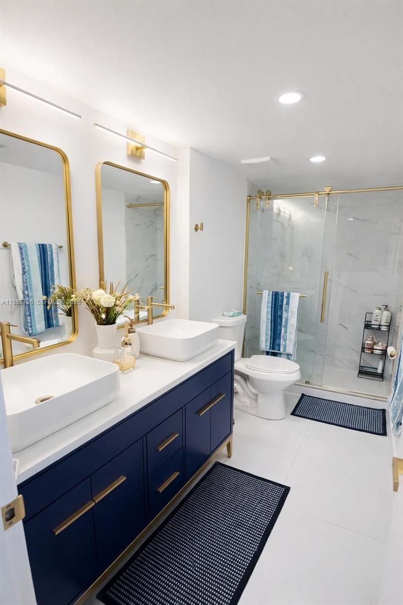 671 NE 195th St, Unit 219-E, Miami, FL 33179 Photo