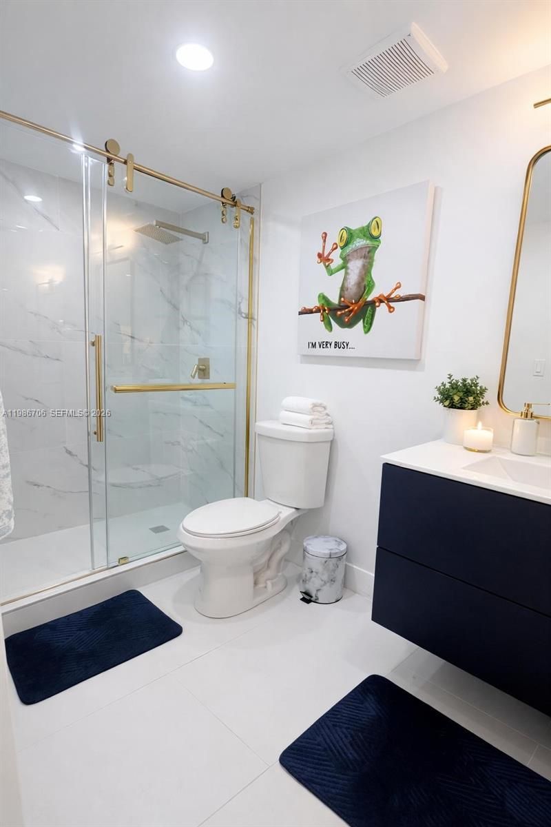 671 NE 195th St, Unit 219-E, Miami, FL 33179 Photo