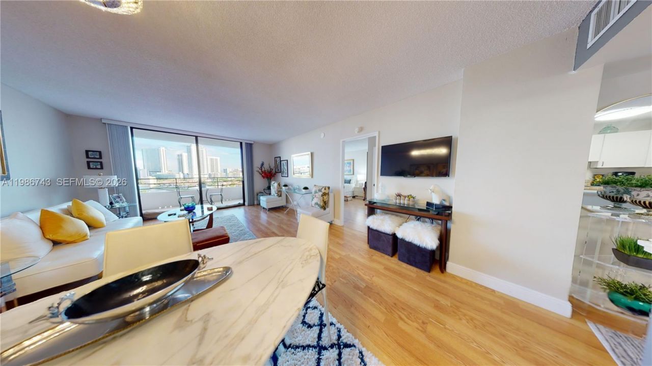 500 Three Islands Blvd, Unit 902, Hallandale Beach, FL 33009 Photo