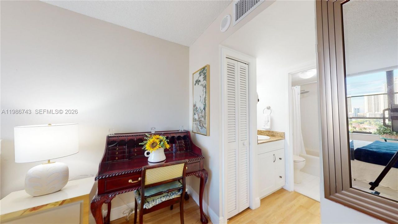 500 Three Islands Blvd, Unit 902, Hallandale Beach, FL 33009 Photo