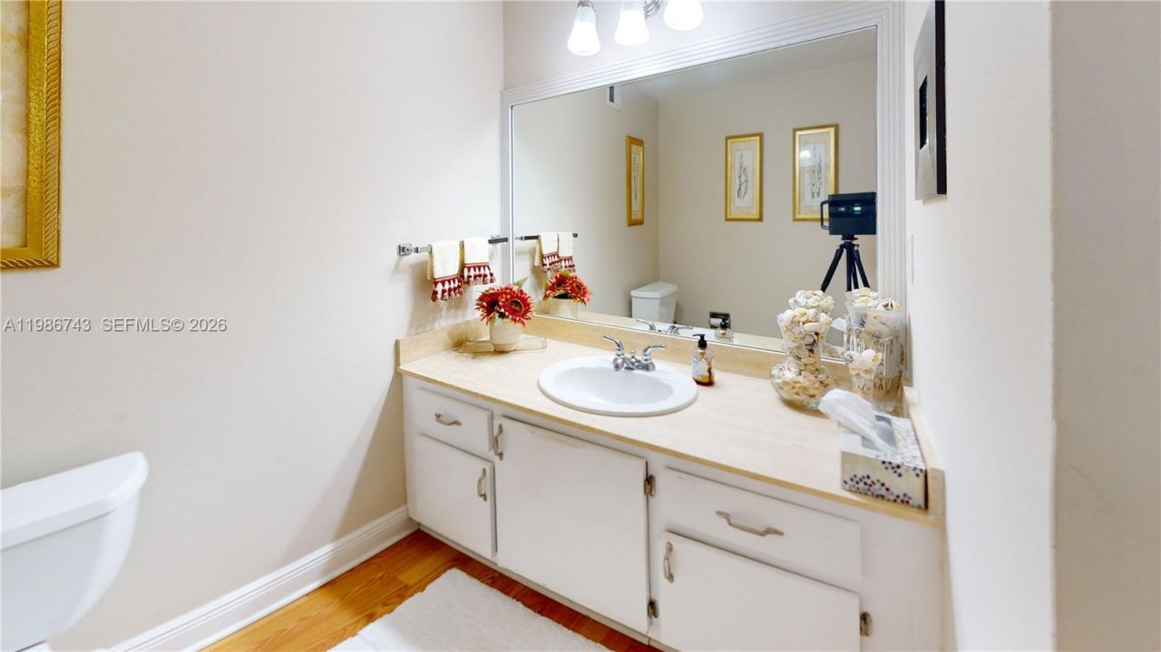 500 Three Islands Blvd, Unit 902, Hallandale Beach, FL 33009 Photo