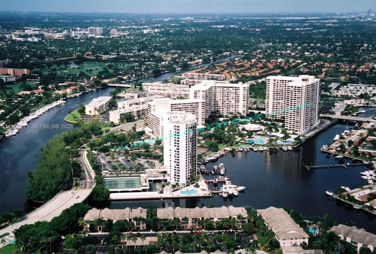 500 Three Islands Blvd, Unit 902, Hallandale Beach, FL 33009 Photo