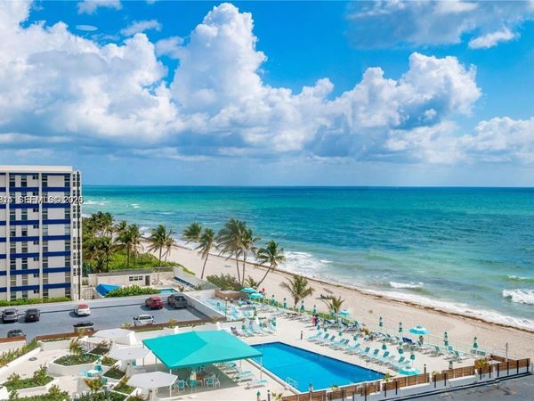3180 S Ocean Dr, Unit 706, Hallandale Beach, FL 33009