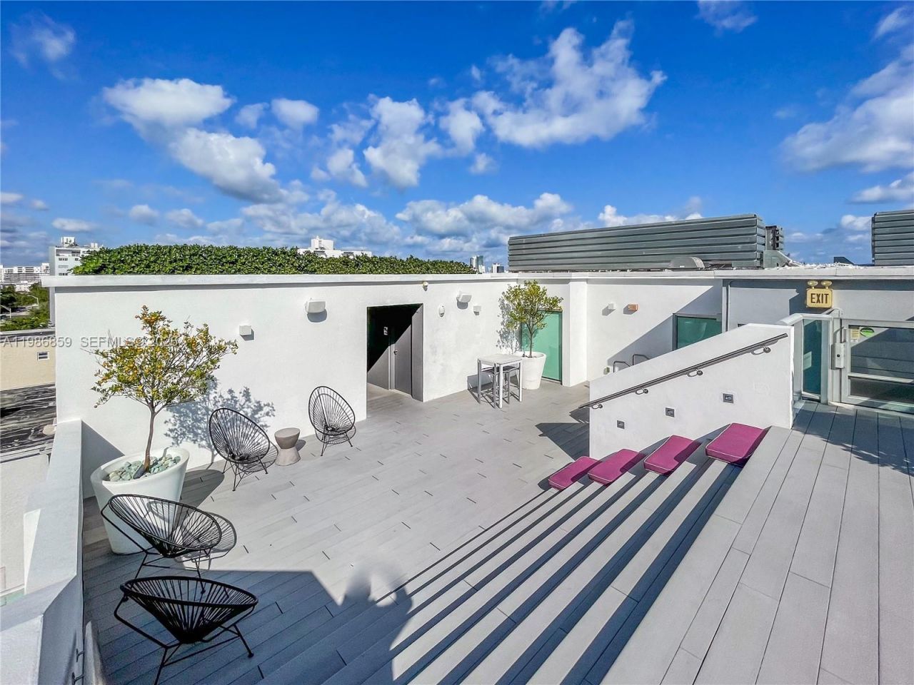 1215 West Ave , Unit 402, Miami Beach, FL 33139 Photo