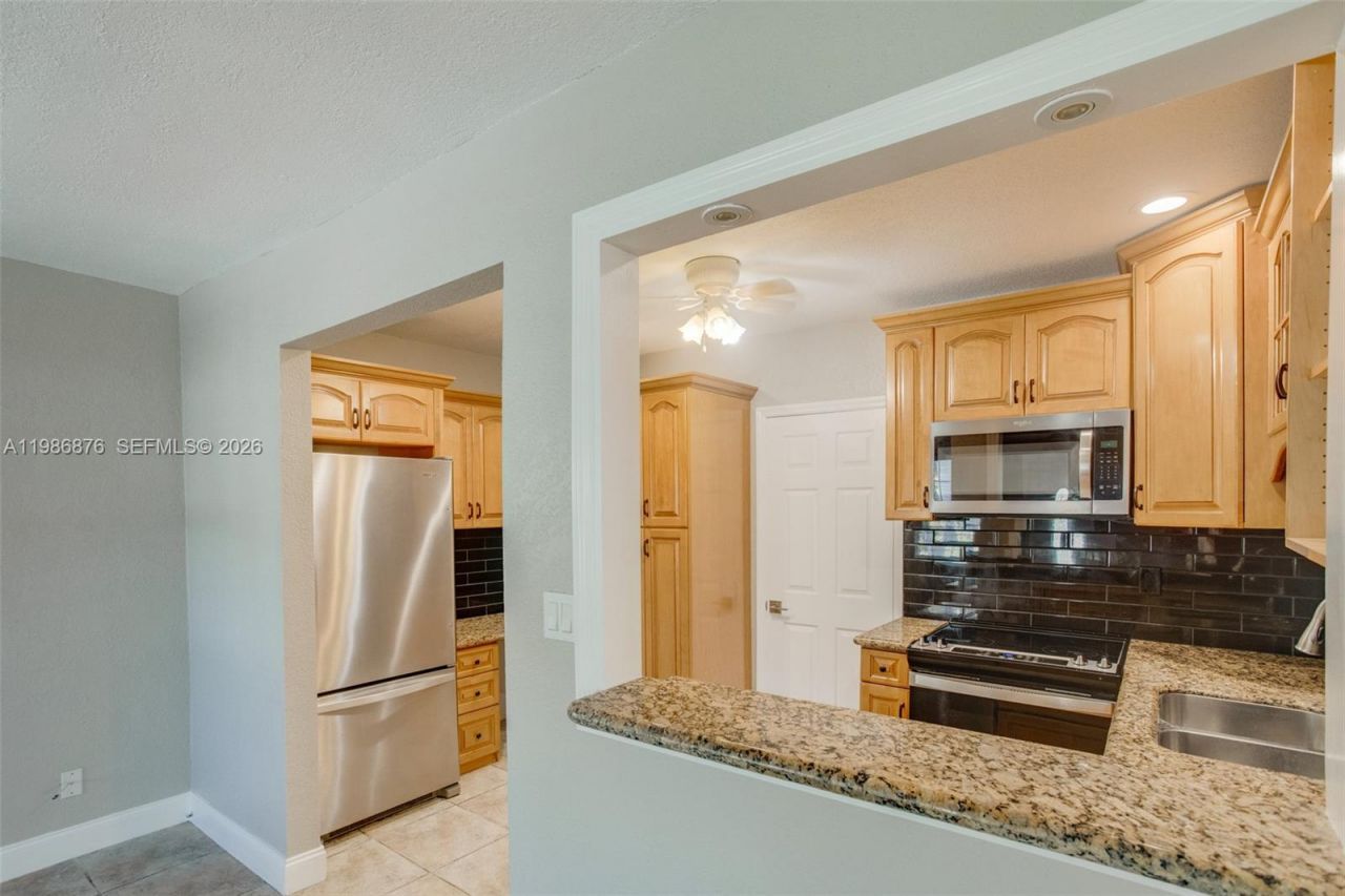 1632 NW 6th Ave , Fort Lauderdale, FL 33311 Photo