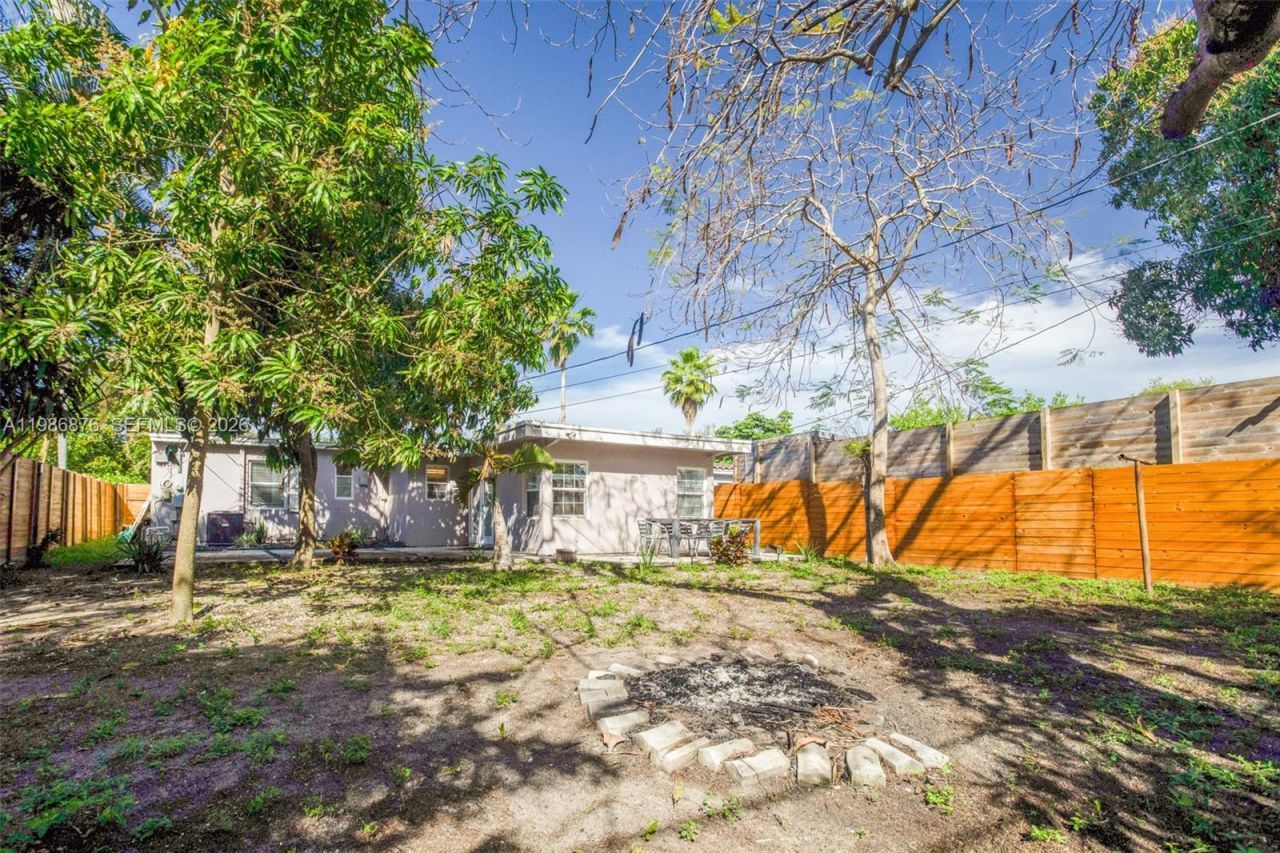 1632 NW 6th Ave , Fort Lauderdale, FL 33311 Photo