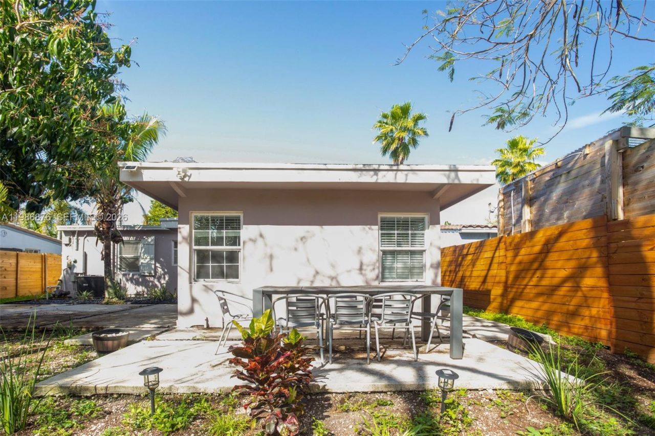 1632 NW 6th Ave , Fort Lauderdale, FL 33311 Photo