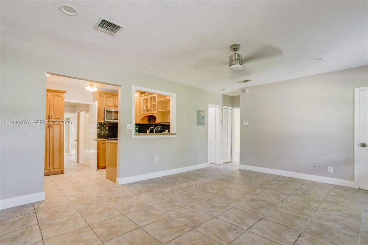 1632 NW 6th Ave , Fort Lauderdale, FL 33311 Photo