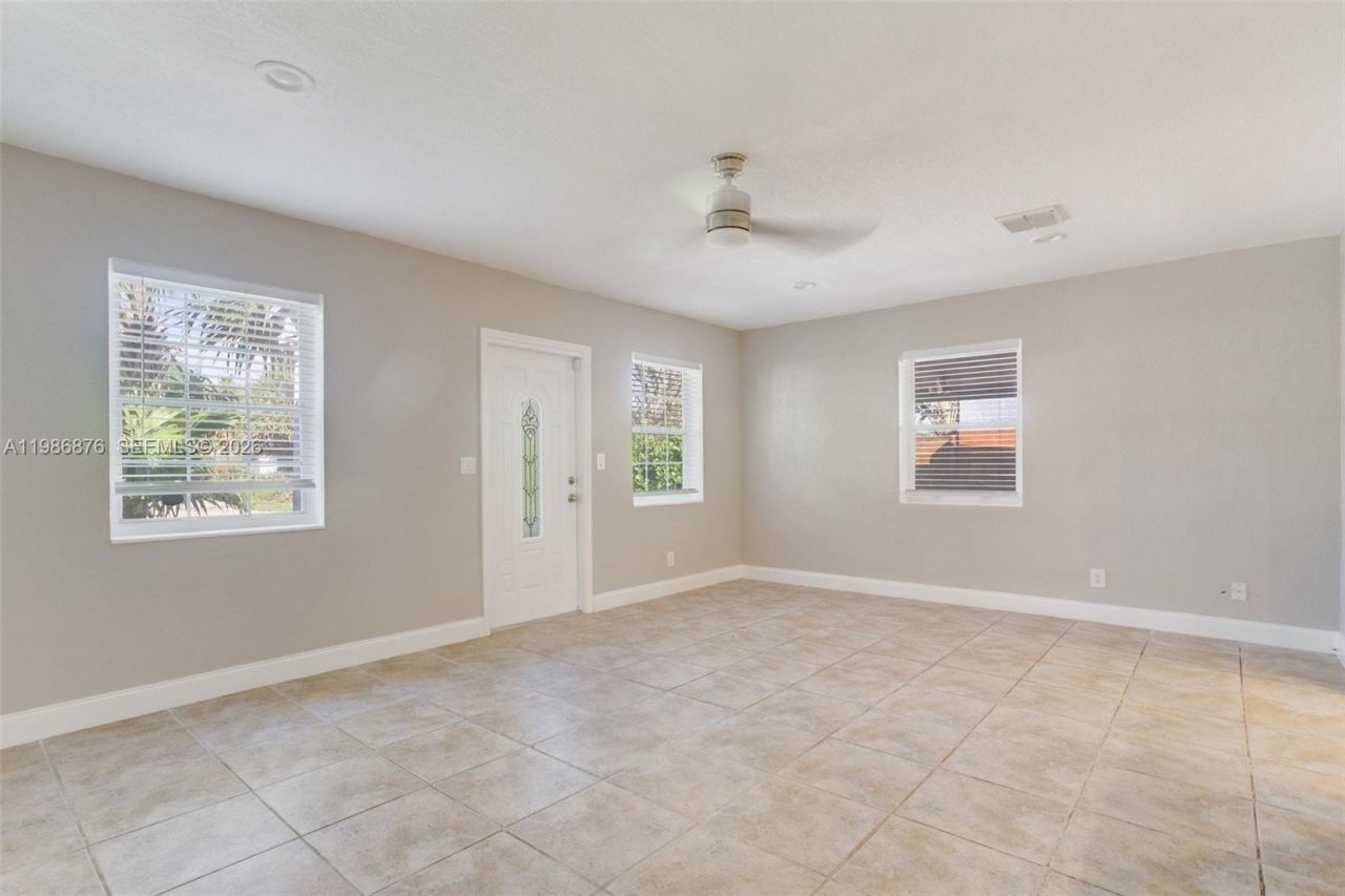 1632 NW 6th Ave , Fort Lauderdale, FL 33311 Photo