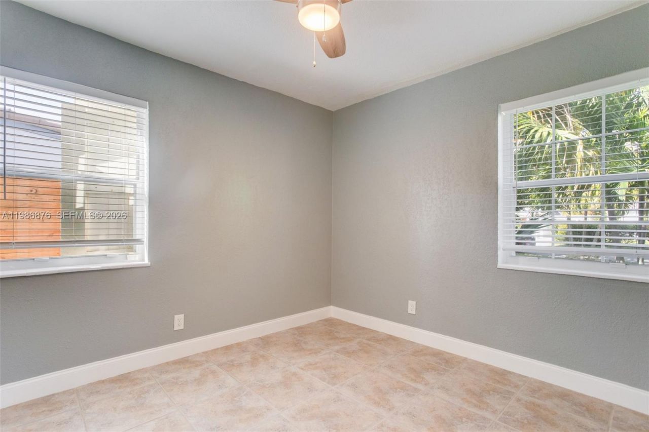 1632 NW 6th Ave , Fort Lauderdale, FL 33311 Photo