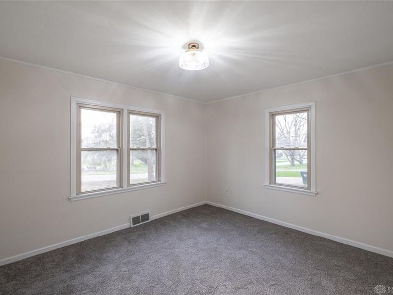 1073 Forest Drive, Beavercreek, OH 45434 Photo 10