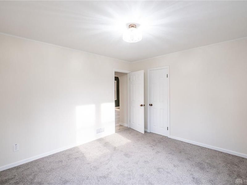 1073 Forest Drive, Beavercreek, OH 45434 Photo 11