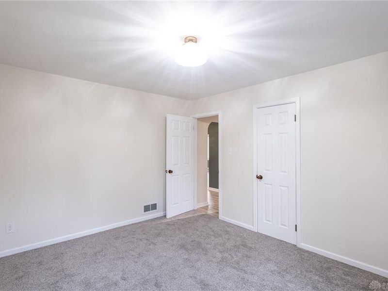 1073 Forest Drive, Beavercreek, OH 45434 Photo 15