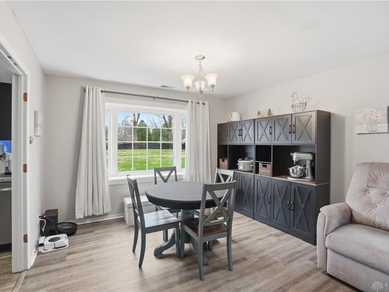 440 Walsingham Court, Centerville, OH 45429 Photo 10