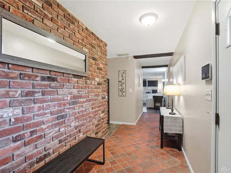 440 Walsingham Court, Centerville, OH 45429 Photo 6