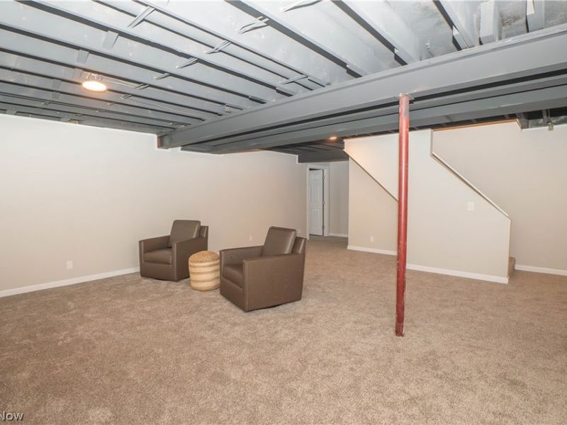 1290 Patriot Place SW, Massillon, OH 44647 Photo 27